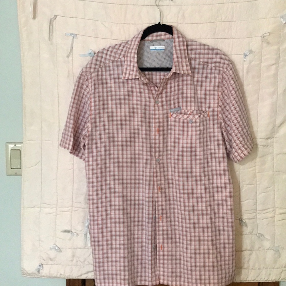 Men’s medium red plaid Columbia shirt